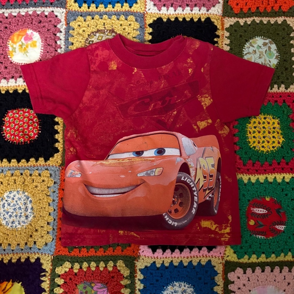 00s Disney Pixar Cars Lightning McQueen Red Graphic T-Shirt Kids Size 2T